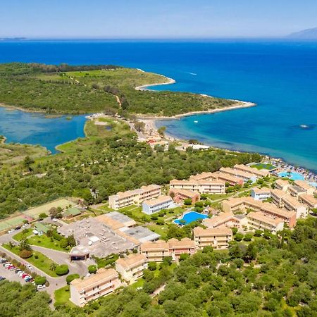 Mareblue Beach Agios Spyridon  ภายนอก รูปภาพ