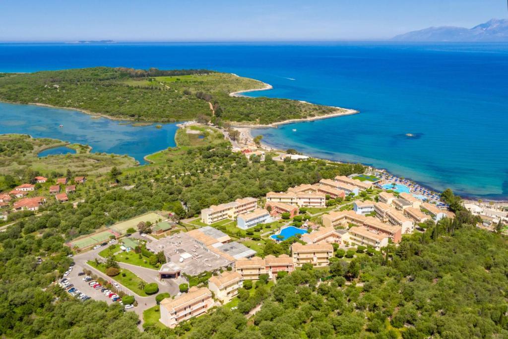 Mareblue Beach Agios Spyridon  ภายนอก รูปภาพ